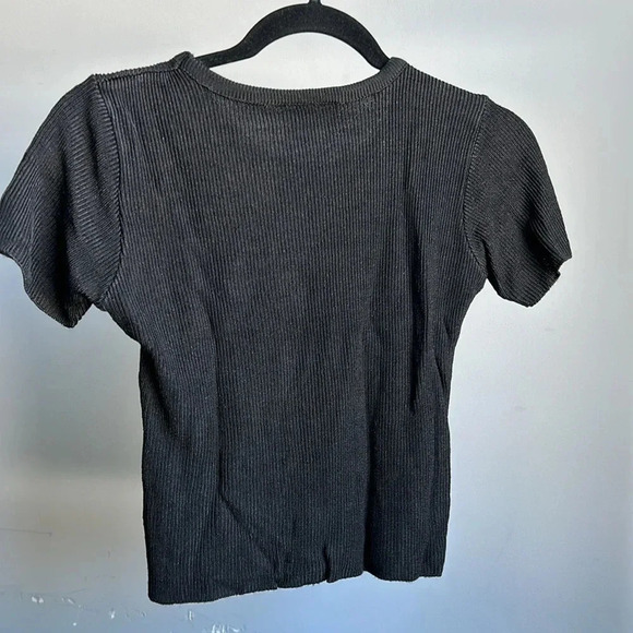 Vintage MCNY Black Crop Top | Ribbed | 1990's Crop Top | 90s Baby Tees - Picture 4 of 4